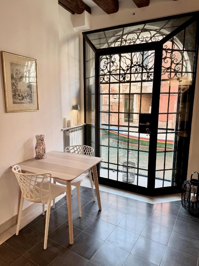 Ca Penini - Canal View Apartamento Venecia