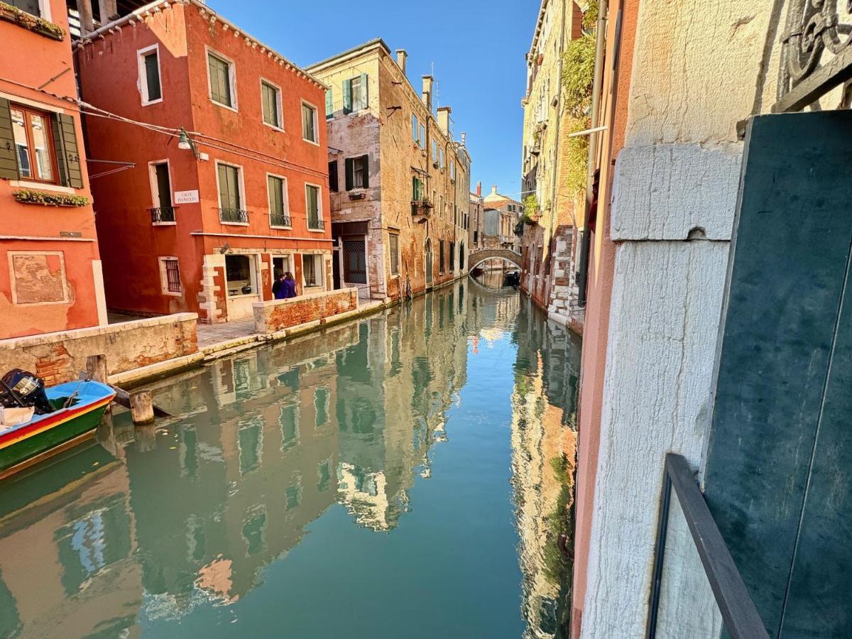 Ca Penini - Canal View Venecia